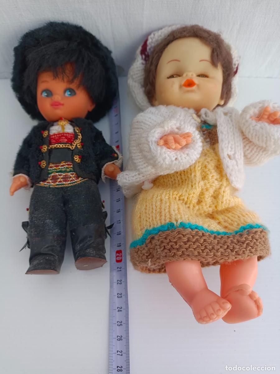 Mu&ntilde;ecas modernas: Lote de dos antiguos mu&ntilde;ecos. - Foto 4