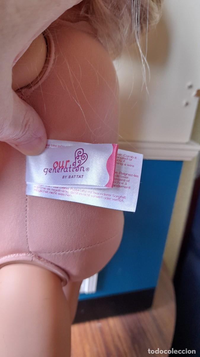 Mu&ntilde;ecas modernas: Our Generation Battat con flequillo y pendientes de origen - Foto 4