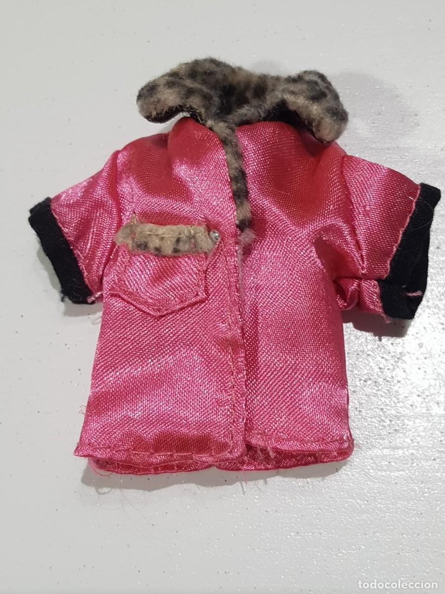Mu&ntilde;ecas modernas: Chaleco mu&ntilde;eca bratz - Foto 1