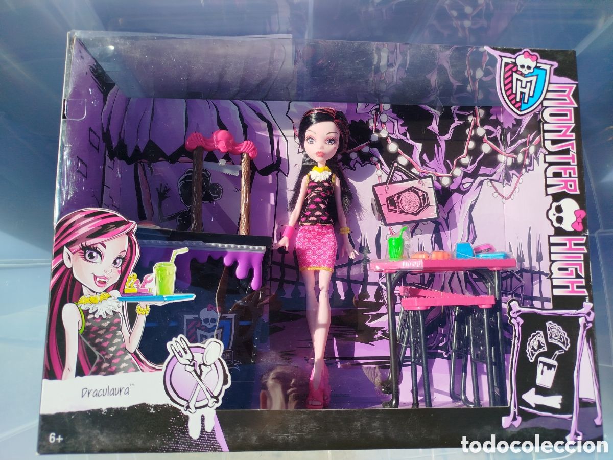 Mu&ntilde;ecas modernas: Cafeter&iacute;a Monster High Draculaura &rdquo;Cafeterroria&rdquo; - Foto 1