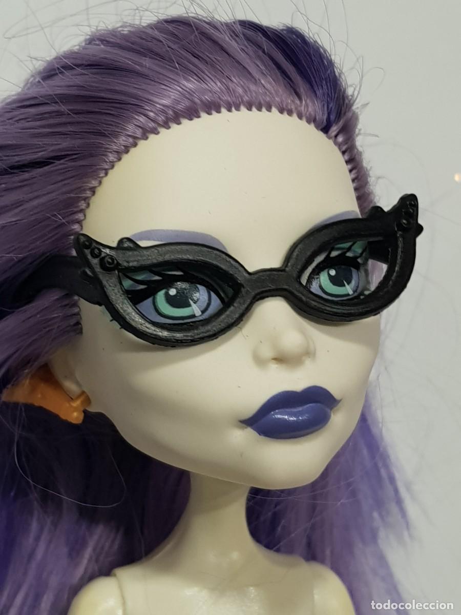 Mu&ntilde;ecas modernas: Gafas mu&ntilde;eca monster, validas bratz - Foto 1