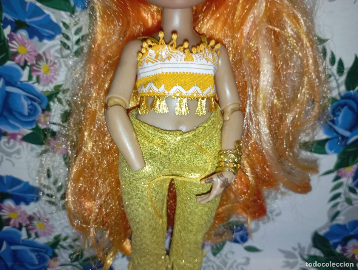 Mu&ntilde;ecas modernas: Mu&ntilde;eca Rainbow high Meena Fleur - Foto 3