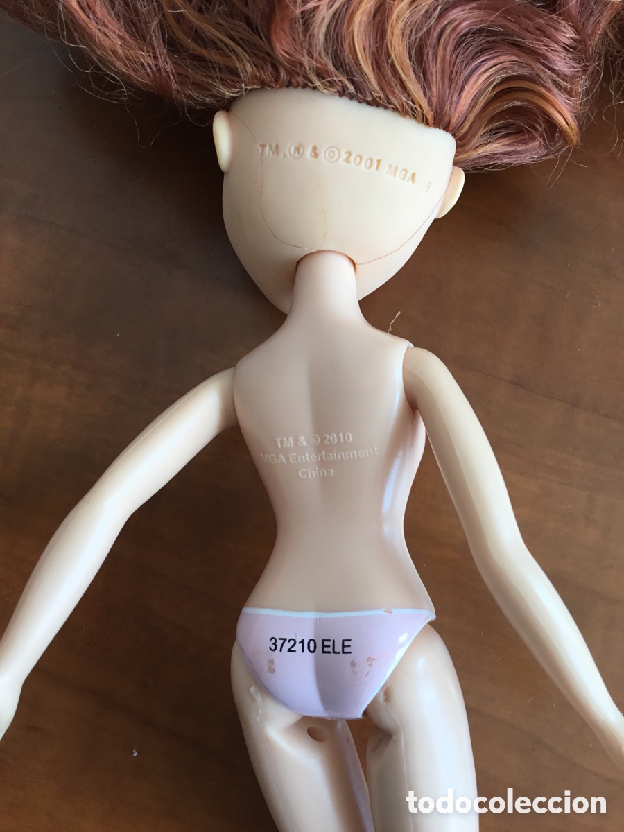 Mu&ntilde;ecas modernas: Mu&ntilde;eca Bratz pelirroja 2001 MGA - Foto 3