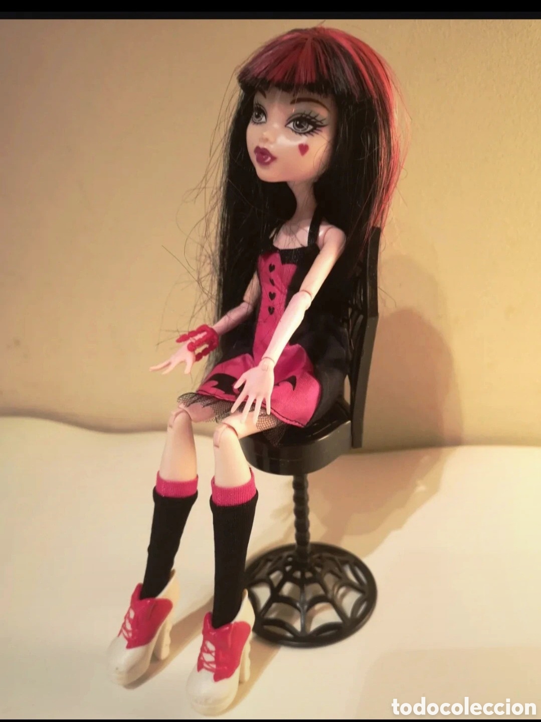 Mu&ntilde;ecas modernas: Mu&ntilde;eca Draculaura Silla Telara&ntilde;a - Foto 2