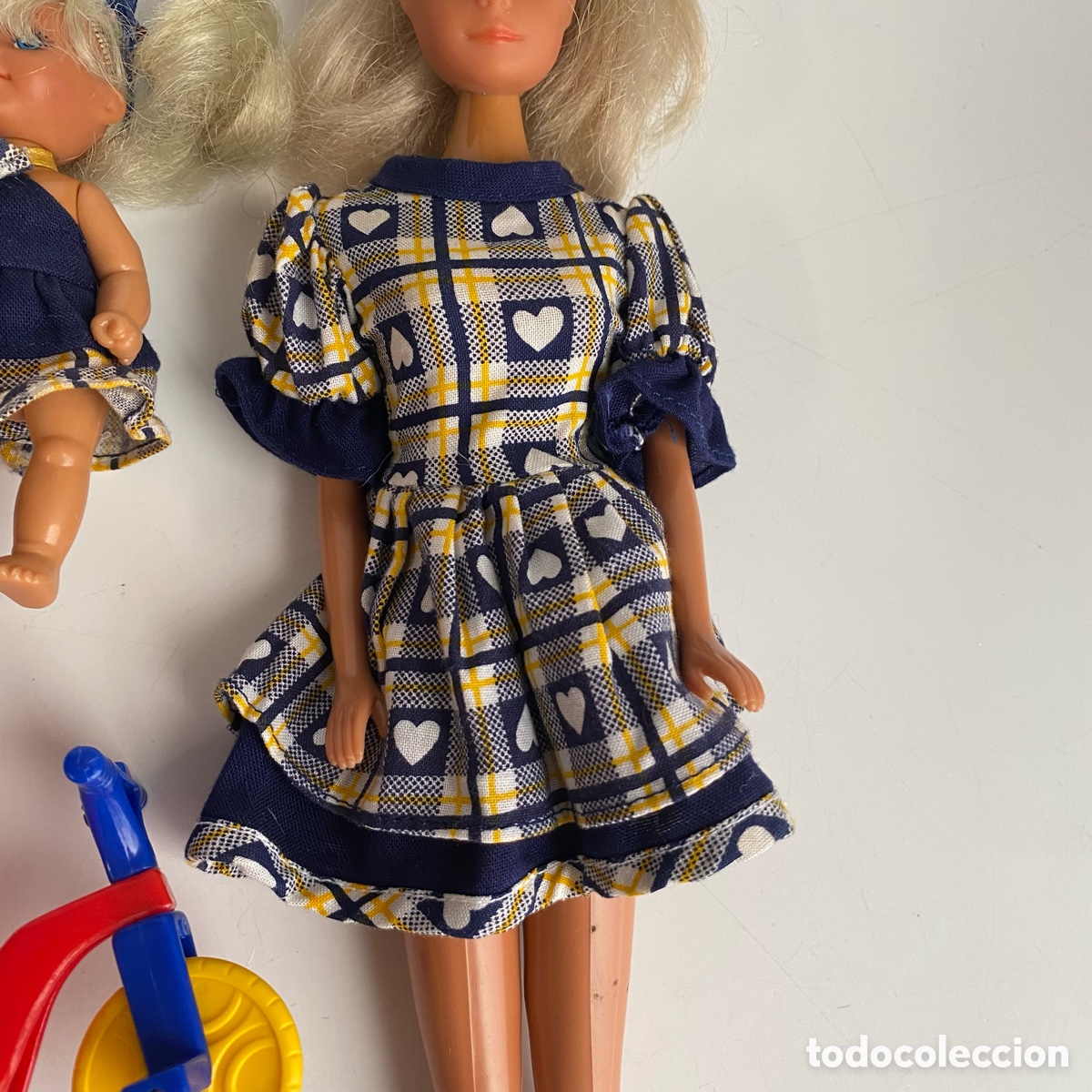 Mu&ntilde;ecas modernas: Mu&ntilde;eca Steffi Baby trike Evi - Foto 3