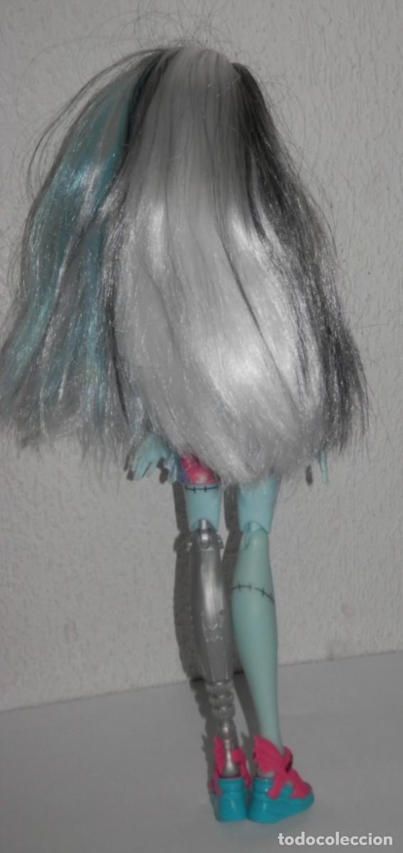 Mu&ntilde;ecas modernas: UNA MU&Ntilde;ECA MONSTER HIGH- 2021 - Foto 3