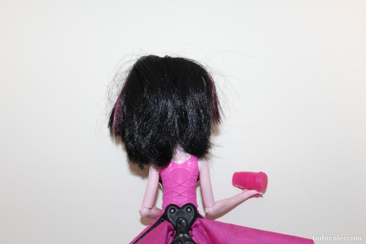 Mu&ntilde;ecas modernas: MU&Ntilde;ECA MONSTER HIGH - MATTEL 2015 - Foto 4