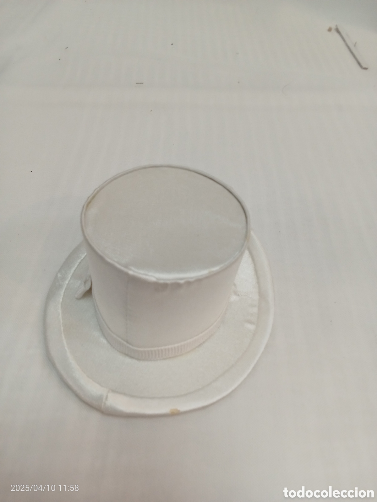 Mu&ntilde;ecas modernas: SOMBRERO MU&Ntilde;ECA COPA BLANCO - Foto 2