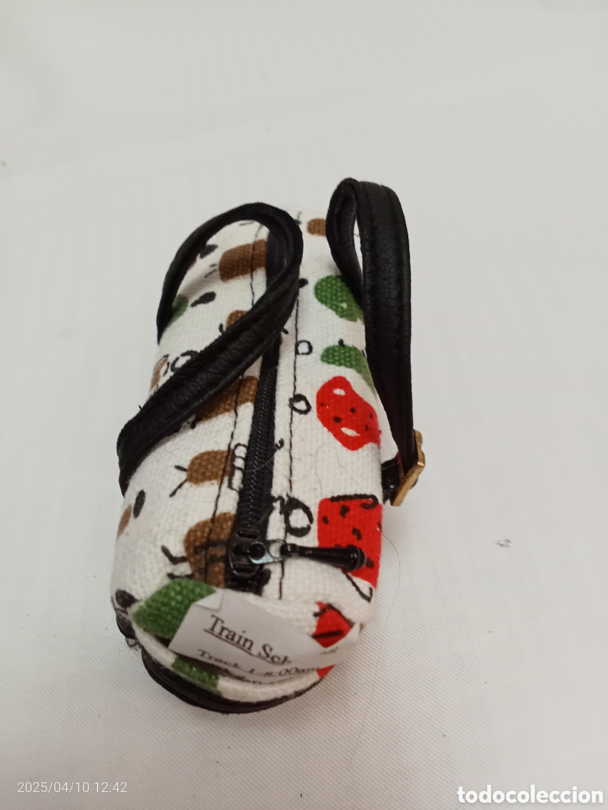 Mu&ntilde;ecas modernas: BOLSO MU&Ntilde;ECA BLANCO NEGRO ROJO Y MARR&Oacute;N - Foto 2