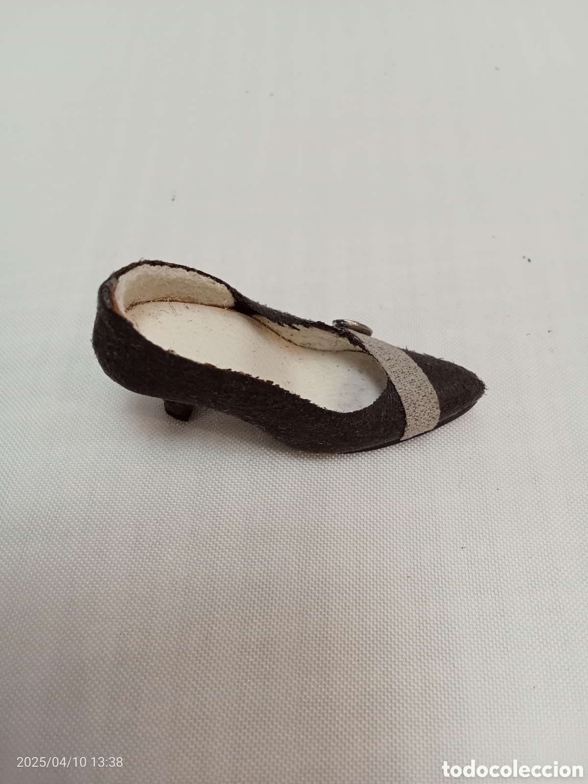 Mu&ntilde;ecas modernas: ZAPATO MU&Ntilde;ECA MARR&Oacute;N Y GRIS - Foto 2