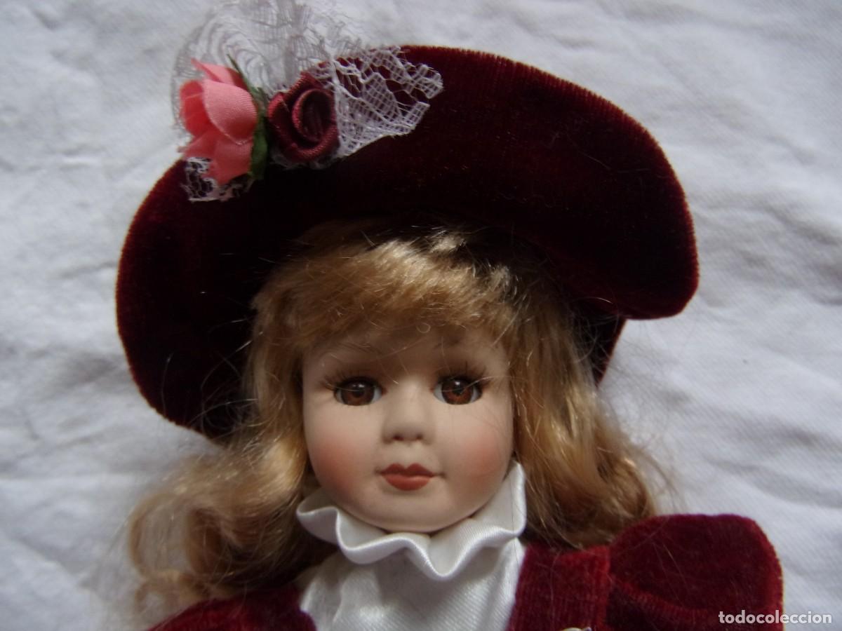Mu&ntilde;ecas modernas: Mu&ntilde;eca antigua de porcelana - Foto 2