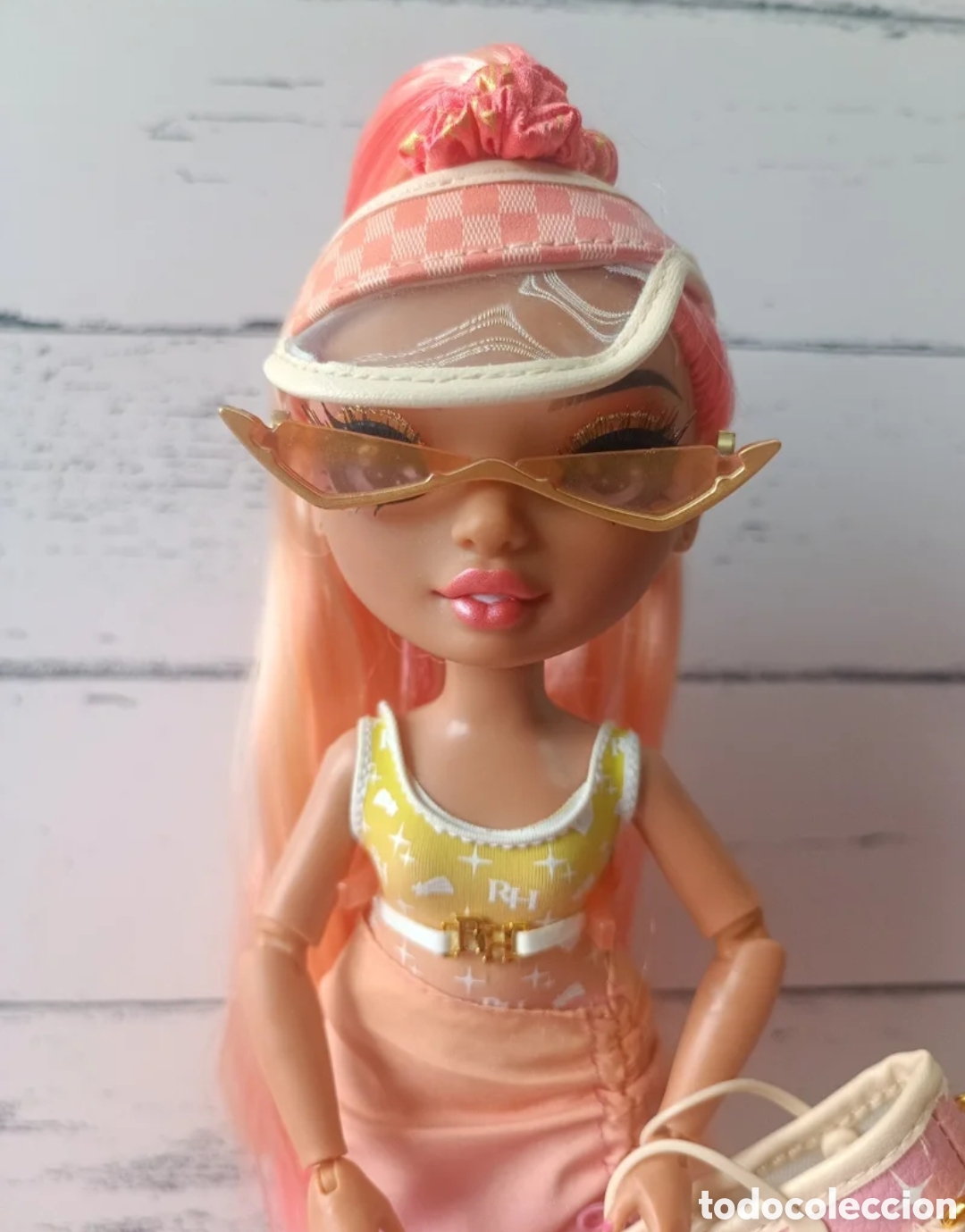 Mu&ntilde;ecas modernas: Rainbow high Simone Summers - Foto 3