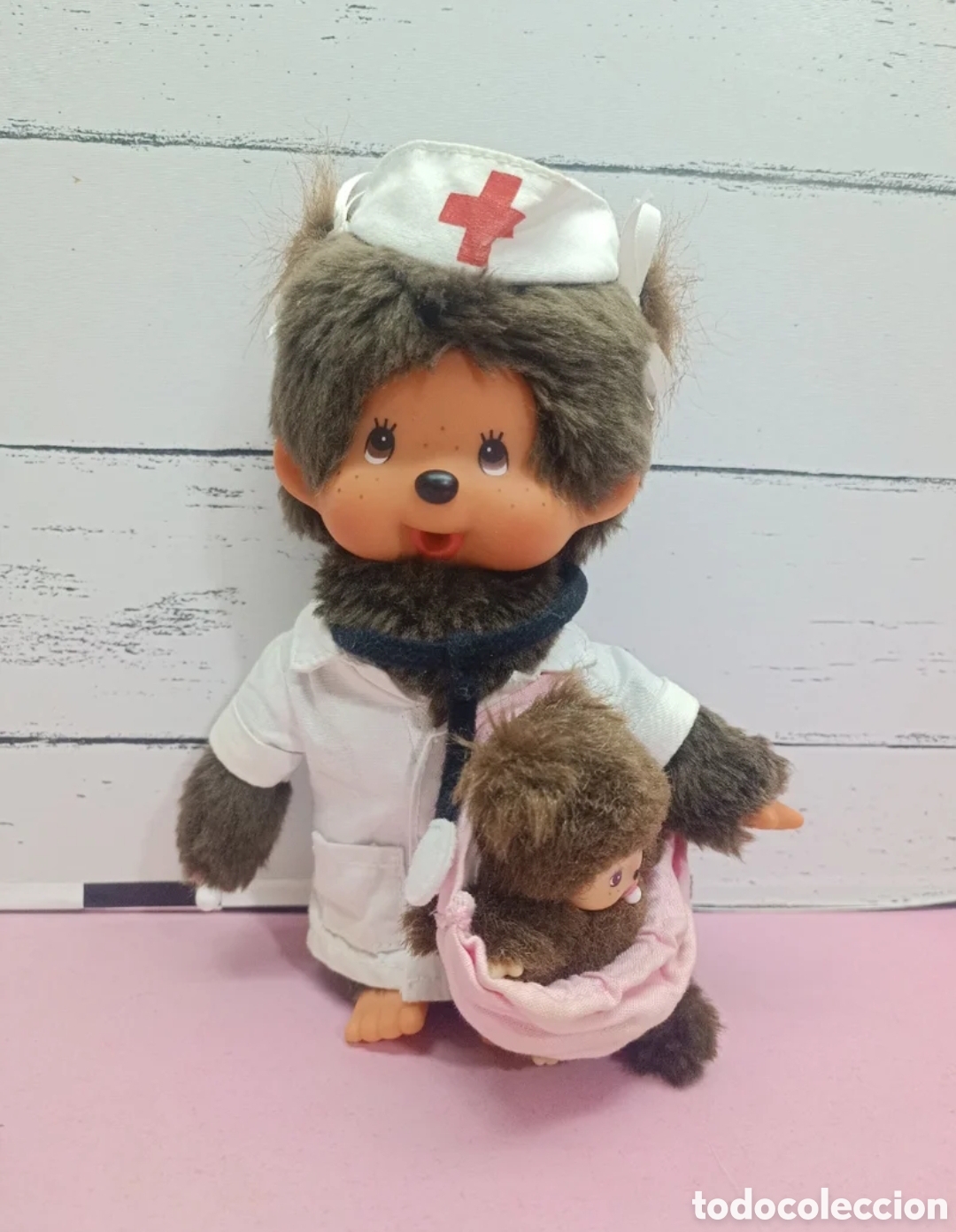 Mu&ntilde;ecas modernas: Monkiki monchichi m&eacute;dico - Foto 1