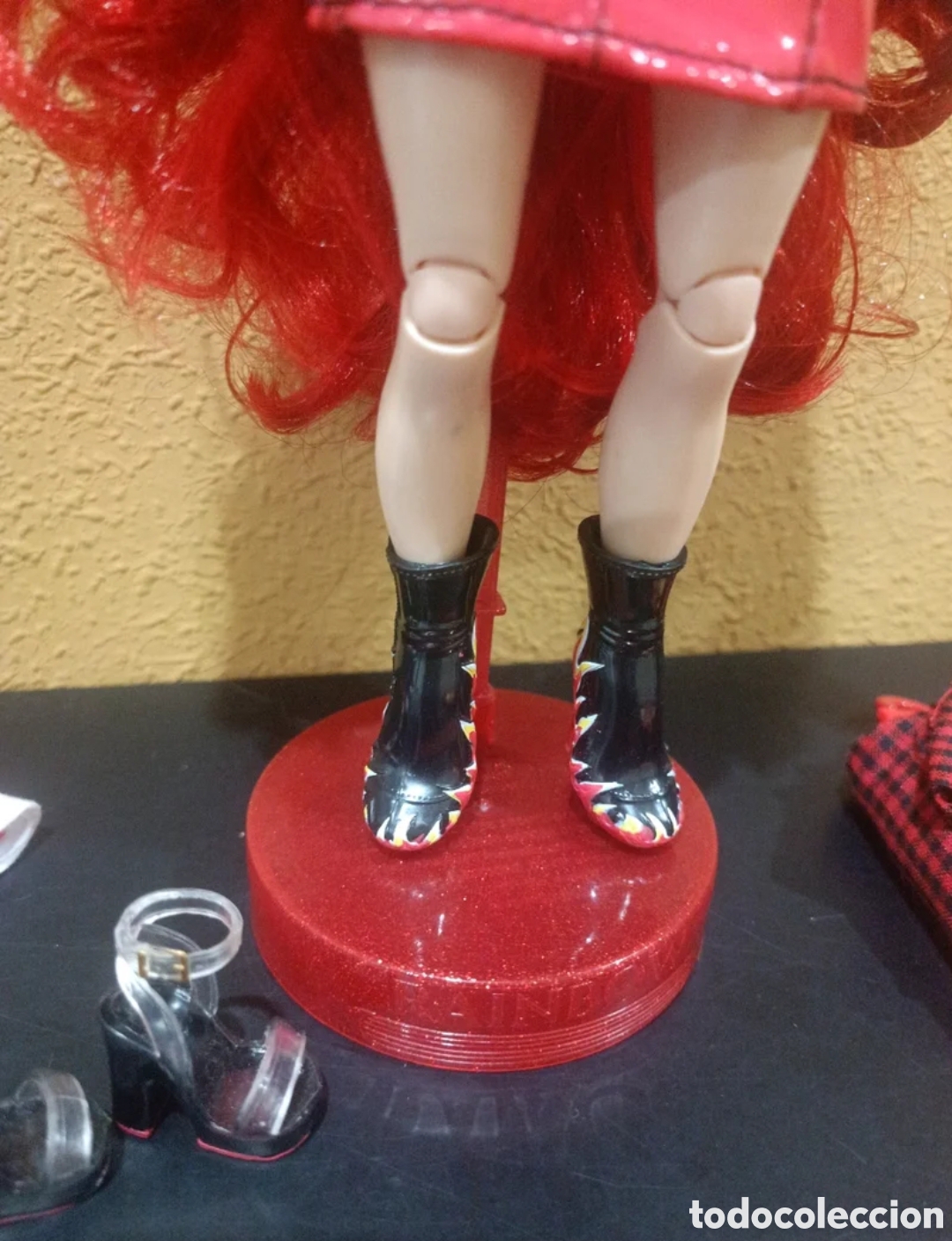 Mu&ntilde;ecas modernas: Mu&ntilde;eca Rainbow high Ruby - Foto 6