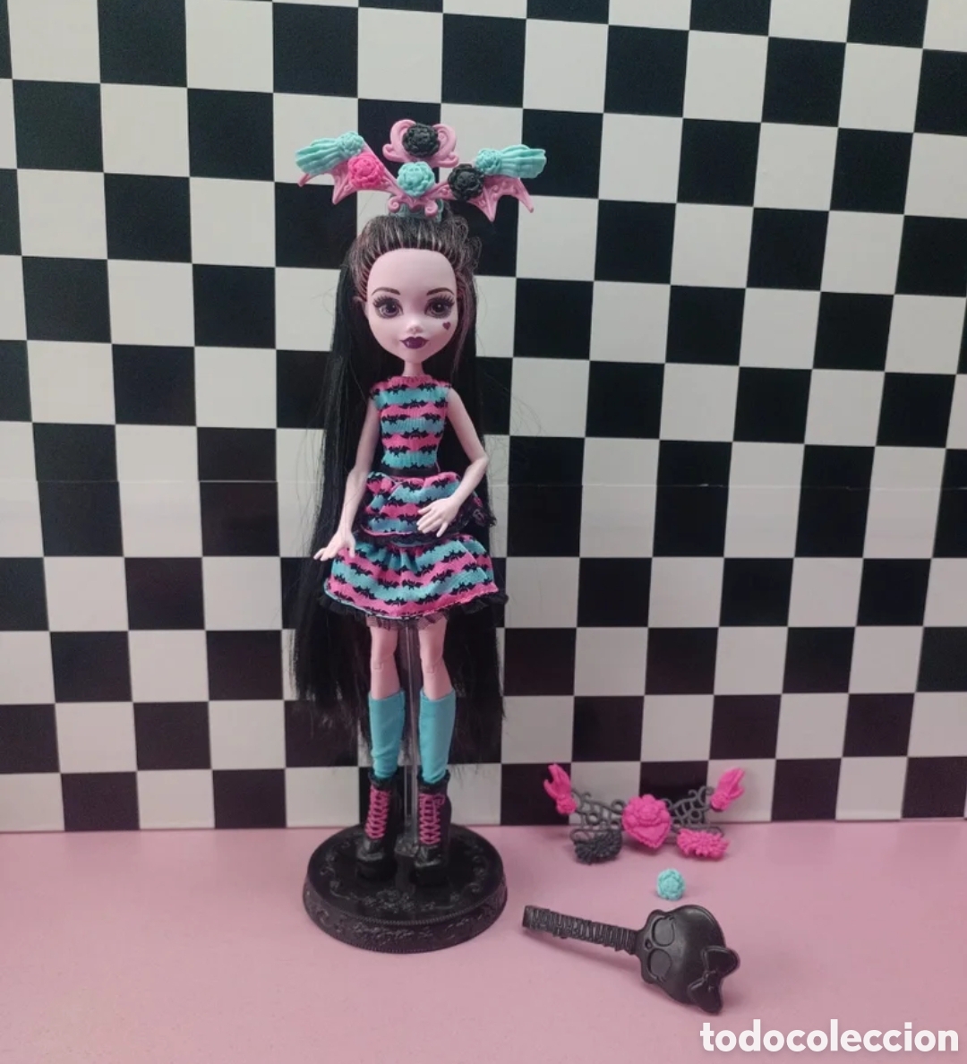 Mu&ntilde;ecas modernas: Mu&ntilde;eca Draculaura Monster high - Foto 1