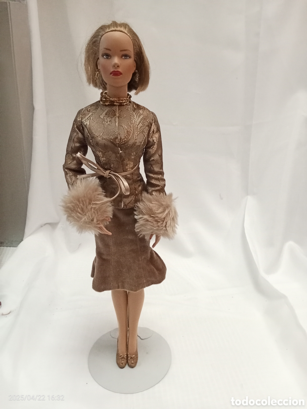 Mu&ntilde;ecas modernas: MU&Ntilde;ECA TONNER DOLL COMPANY INC. (2003) - Foto 1
