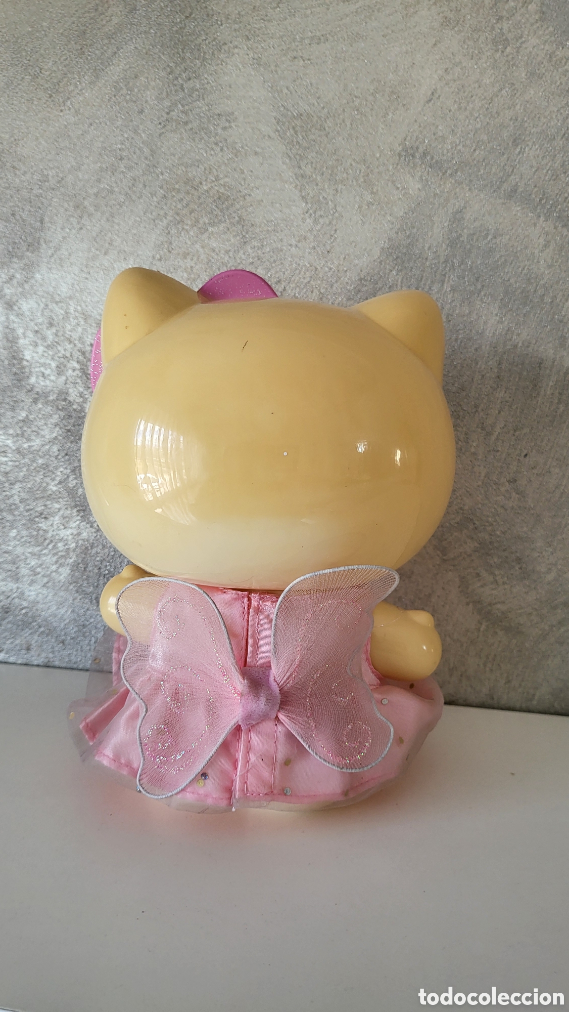 Mu&ntilde;ecas modernas: HELLO KITTY BOTELLA DE GEL - Foto 3