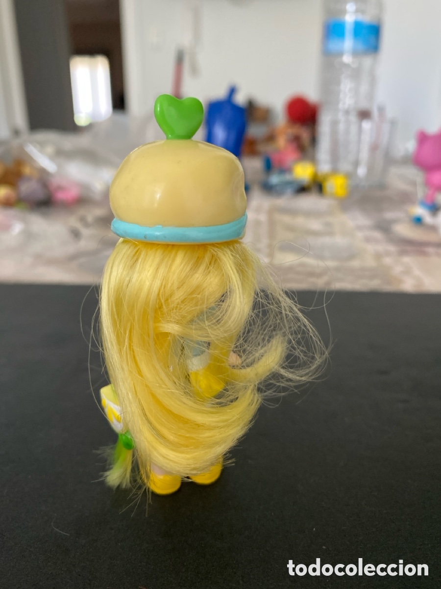 Mu&ntilde;ecas modernas: Mu&ntilde;eca Tarta de Fresa Lim&oacute;n - Foto 2