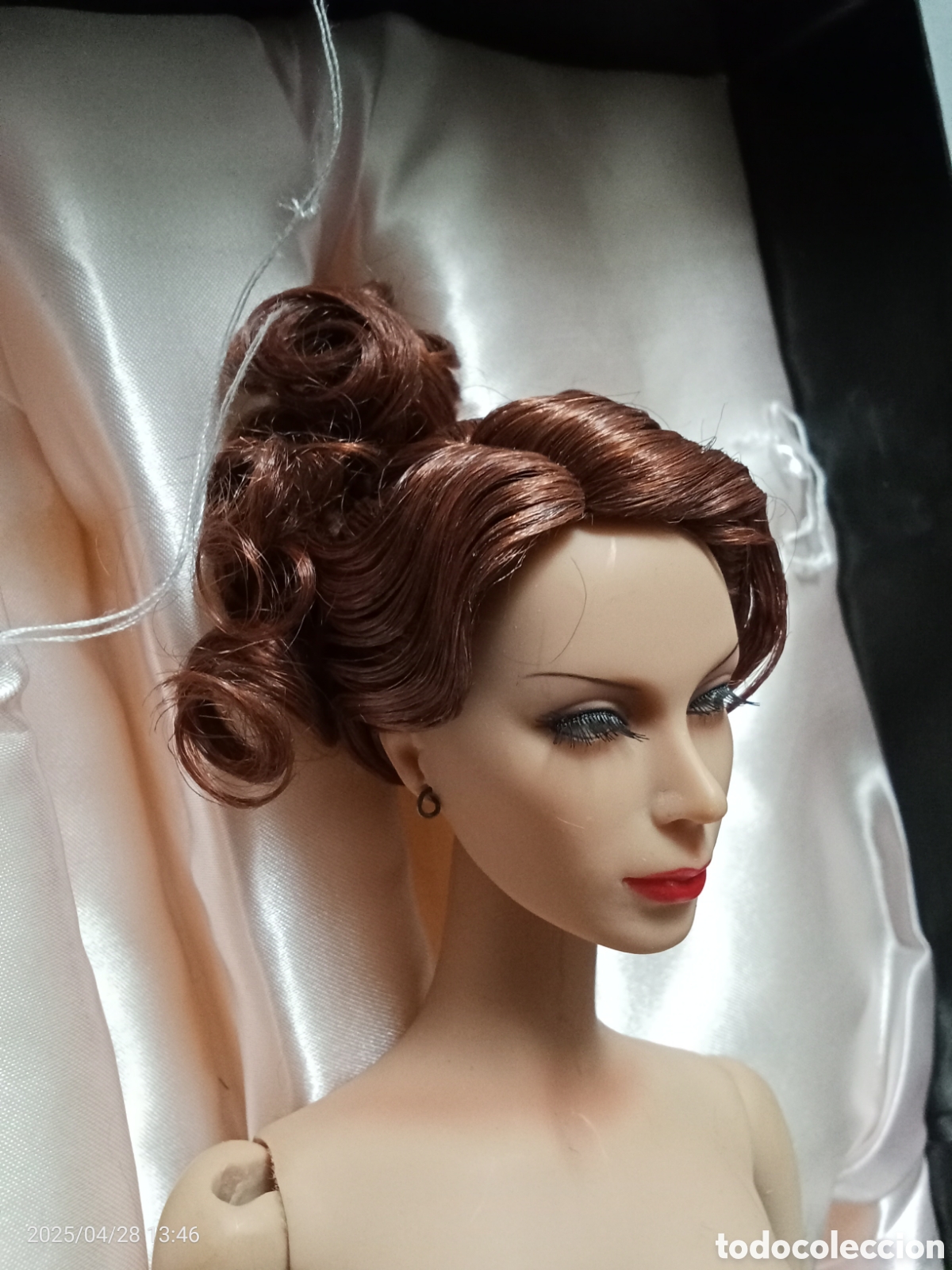 Mu&ntilde;ecas modernas: MU&Ntilde;ECA SUPERDOLL 2011 (ARTICULADA) - Foto 3