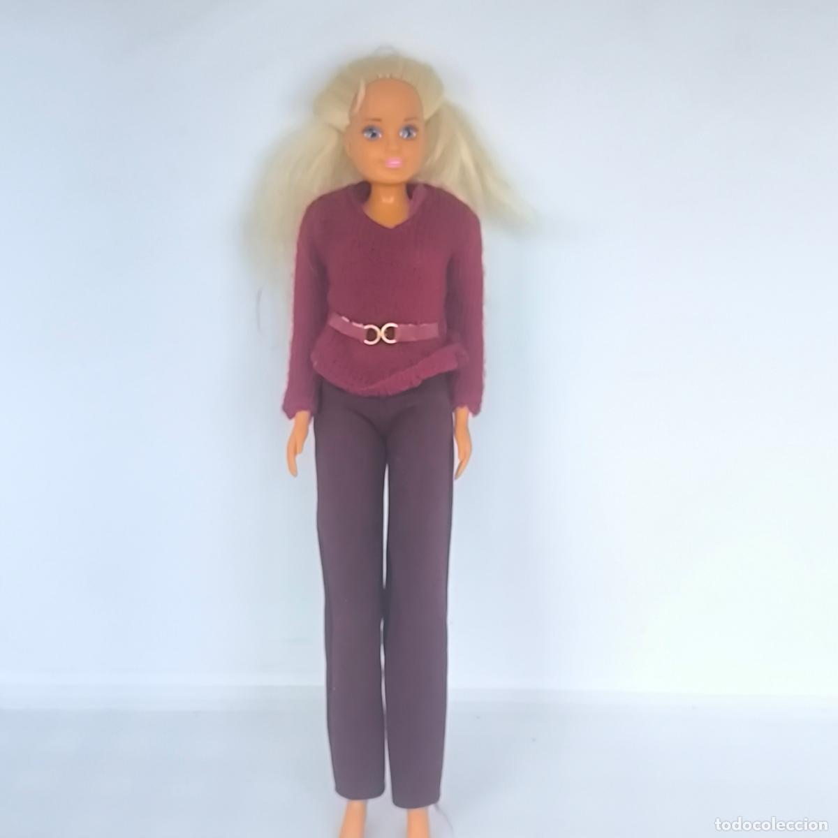 Mu&ntilde;ecas modernas: Mu&ntilde;eca sindy 1988 hasbro - Foto 1