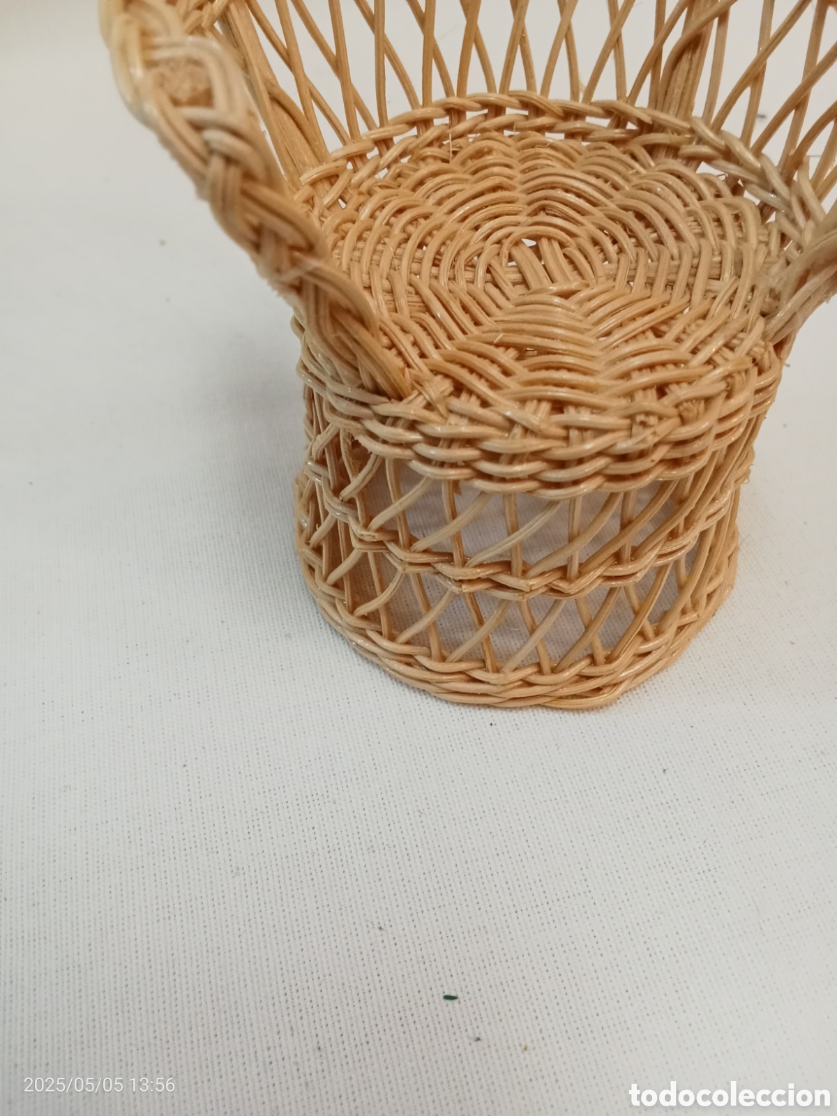 Mu&ntilde;ecas modernas: SILL&Oacute;N ANTIGUO EN MIMBRE PARA MU&Ntilde;ECA - Foto 4