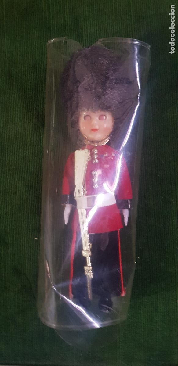 Mu&ntilde;ecas modernas: GUARDIA DE PALACIO BUCKINGHAIN - Foto 5