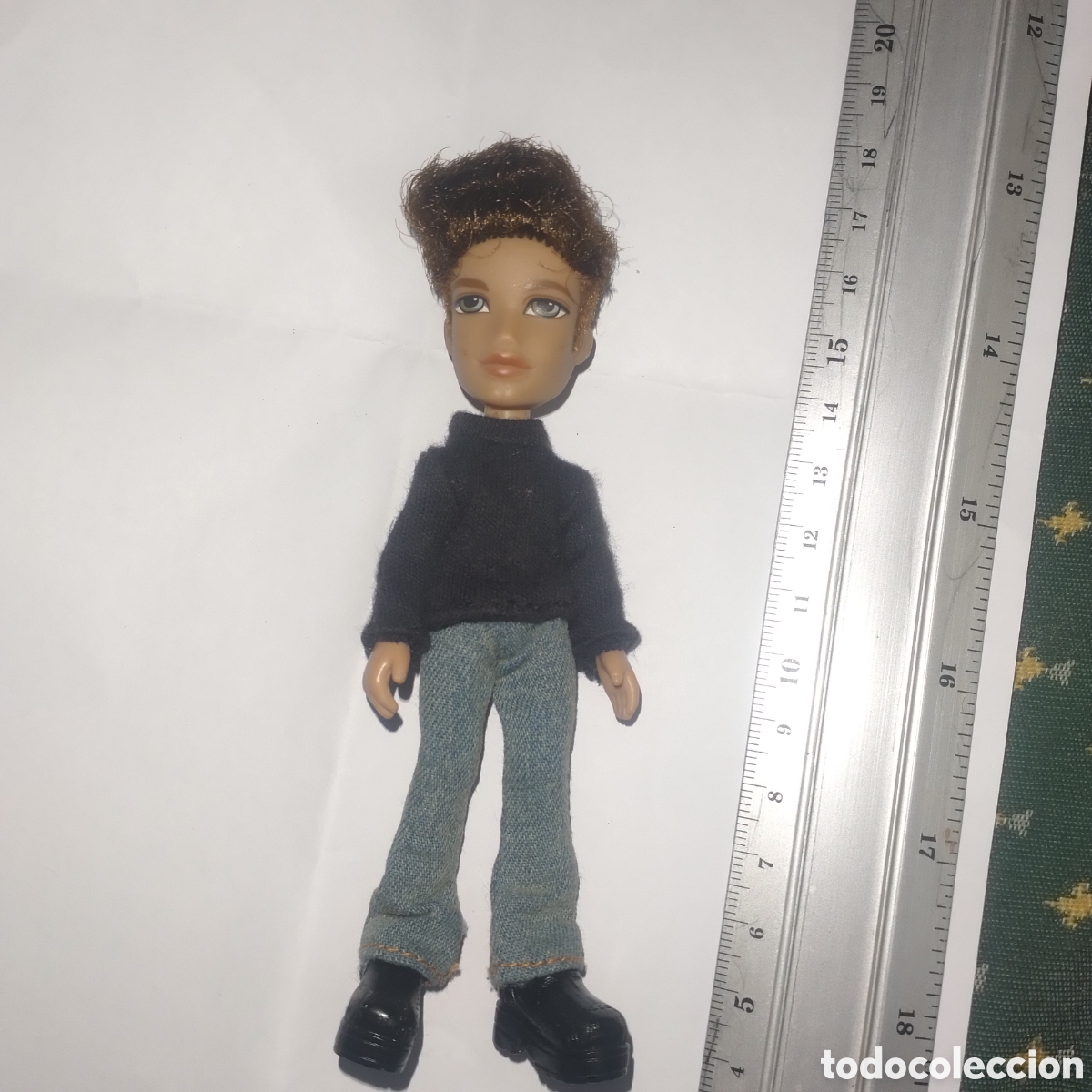 Mu&ntilde;ecas modernas: Mu&ntilde;eca chico Bratz peque&ntilde;o - Foto 2