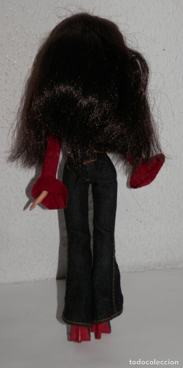 Mu&ntilde;ecas modernas: MU&Ntilde;ECA BRATZ - MGA 2001 - Foto 2