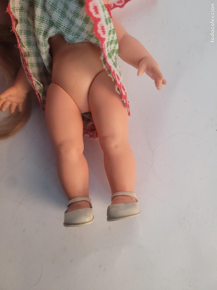 Mu&ntilde;ecas modernas: mu&ntilde;eca mini furga casta&ntilde;a - Foto 5