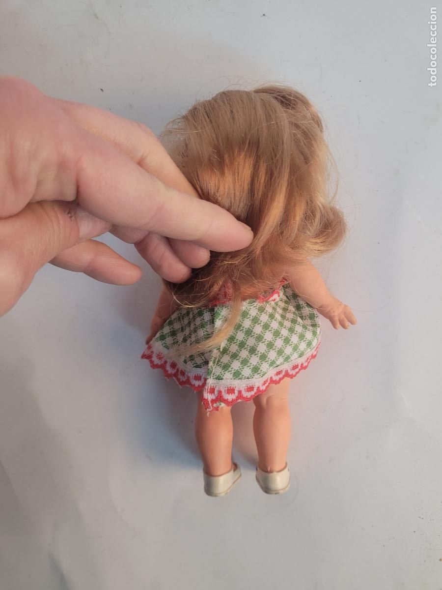 Mu&ntilde;ecas modernas: mu&ntilde;eca mini furga casta&ntilde;a - Foto 8