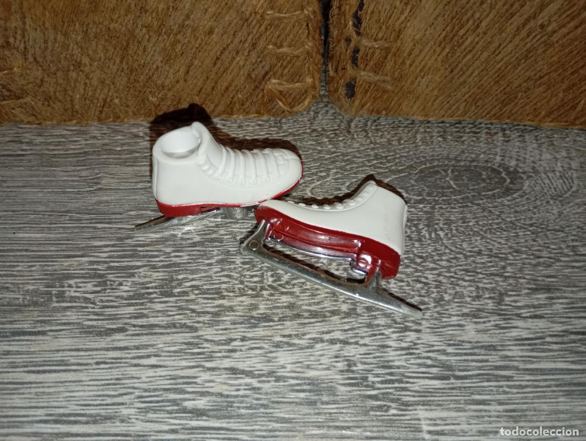 Mu&ntilde;ecas modernas: Zapatos botas de eskiar de mu&ntilde;eca Bratz - Foto 3