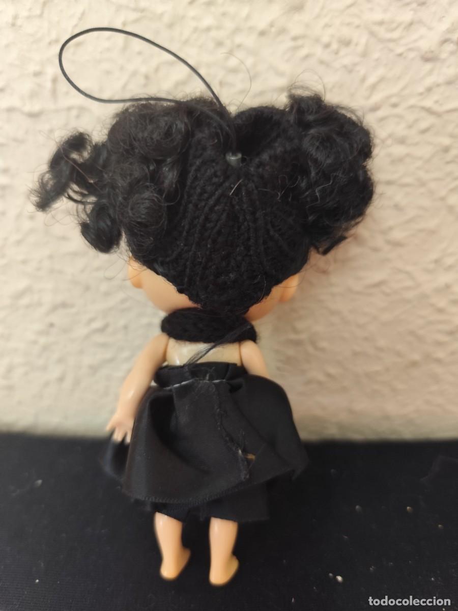 Mu&ntilde;ecas modernas: C3 Mu&ntilde;eca Ddung pelo negro (12 cm) - Foto 2