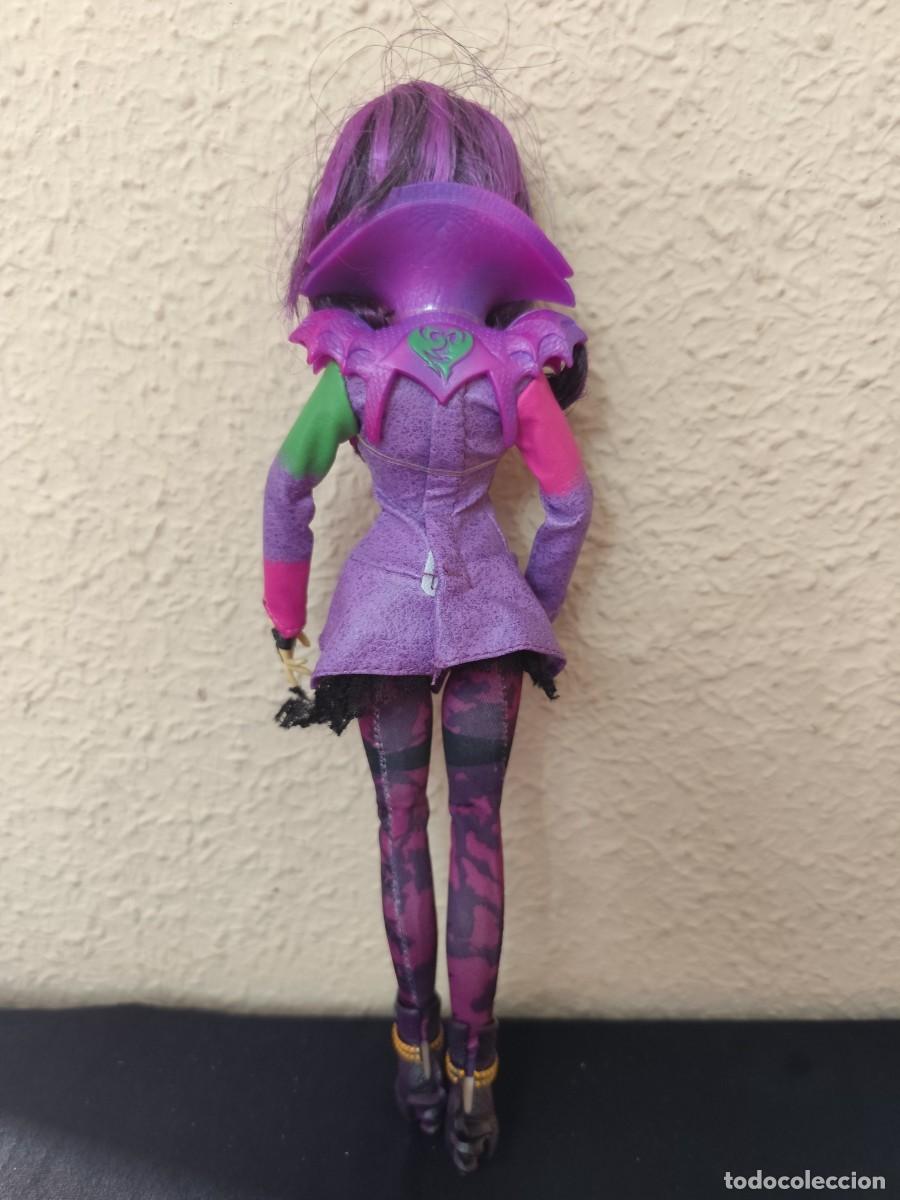 Mu&ntilde;ecas modernas: B4 Mu&ntilde;eca Mal Descencientes Hasbro 2014 - Foto 2