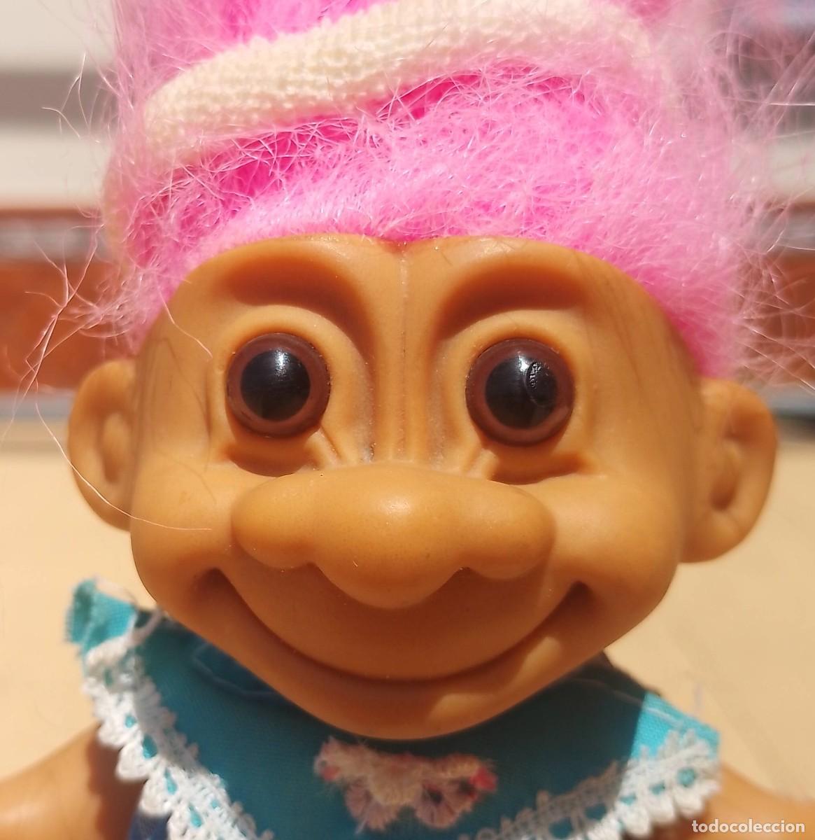 Mu&ntilde;ecas modernas: Mu&ntilde;eca Troll Russ con Ropa - Foto 1