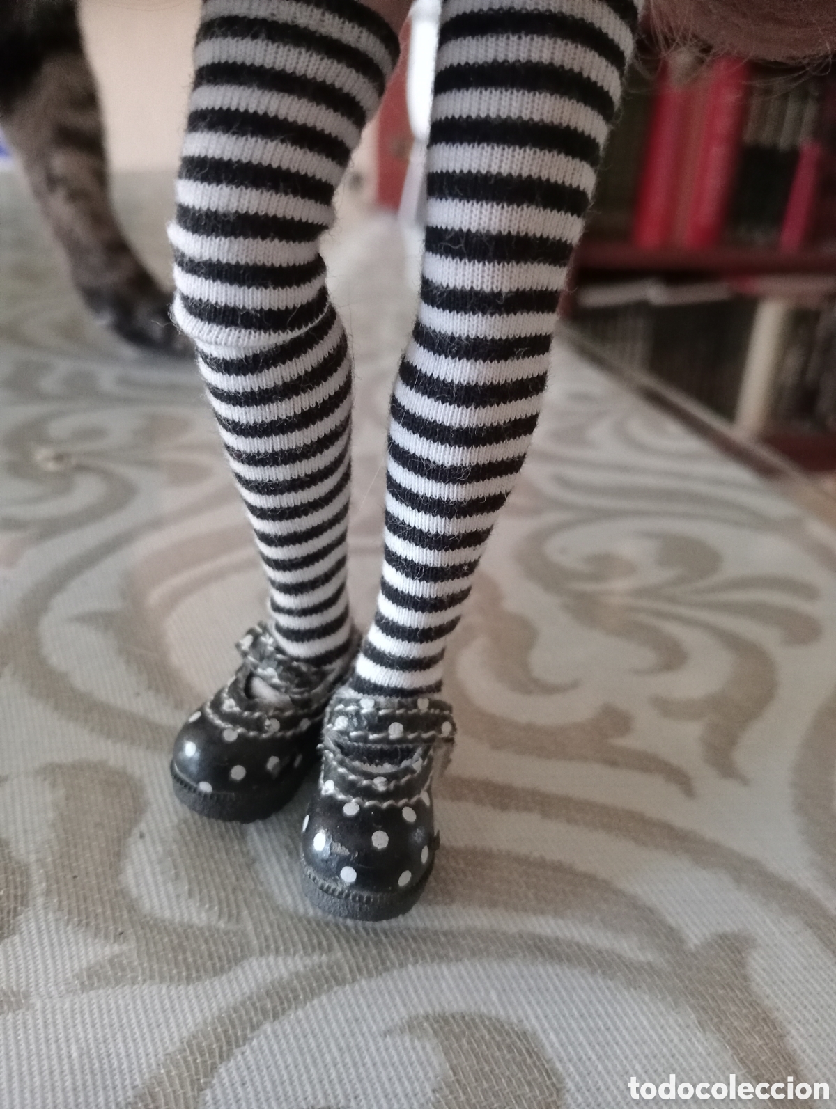 Mu&ntilde;ecas modernas: Medias para mu&ntilde;eca blythe - Foto 1