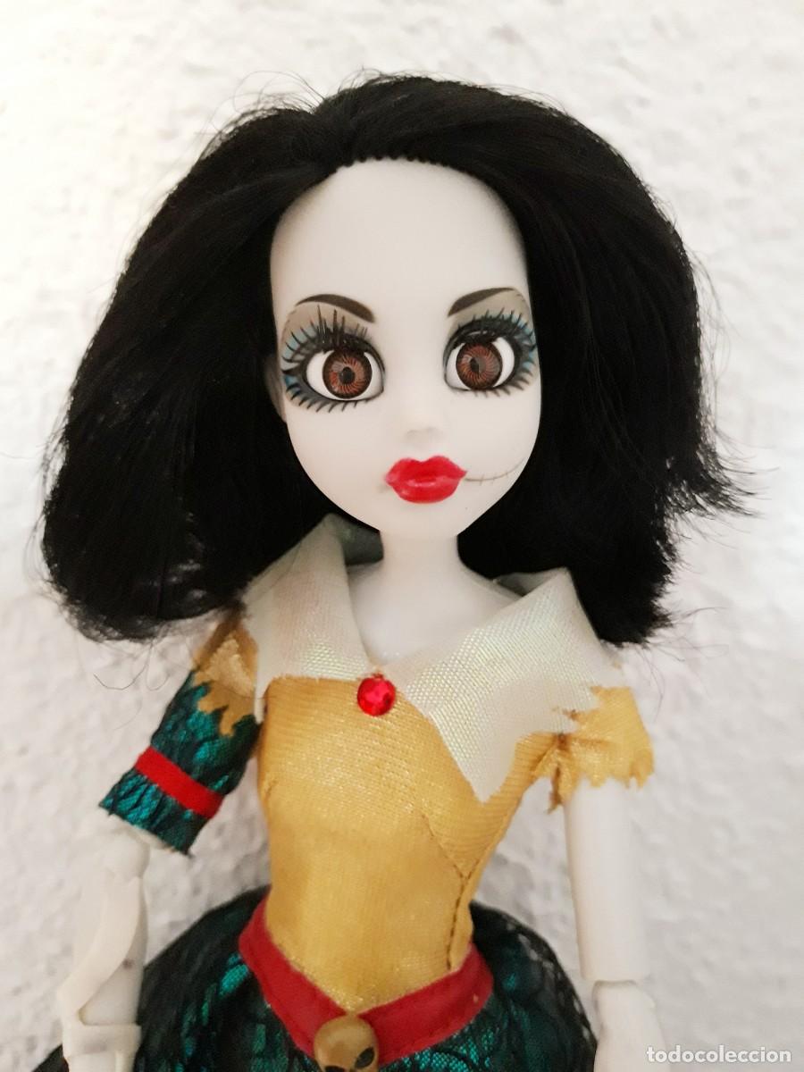 Mu&ntilde;ecas modernas: Princesa Zombie Blancanieves - Foto 1