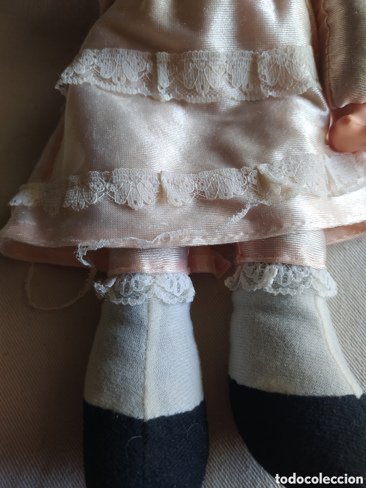 Mu&ntilde;ecas modernas: Mu&ntilde;eca antigua que se chupa el dedo - Foto 4