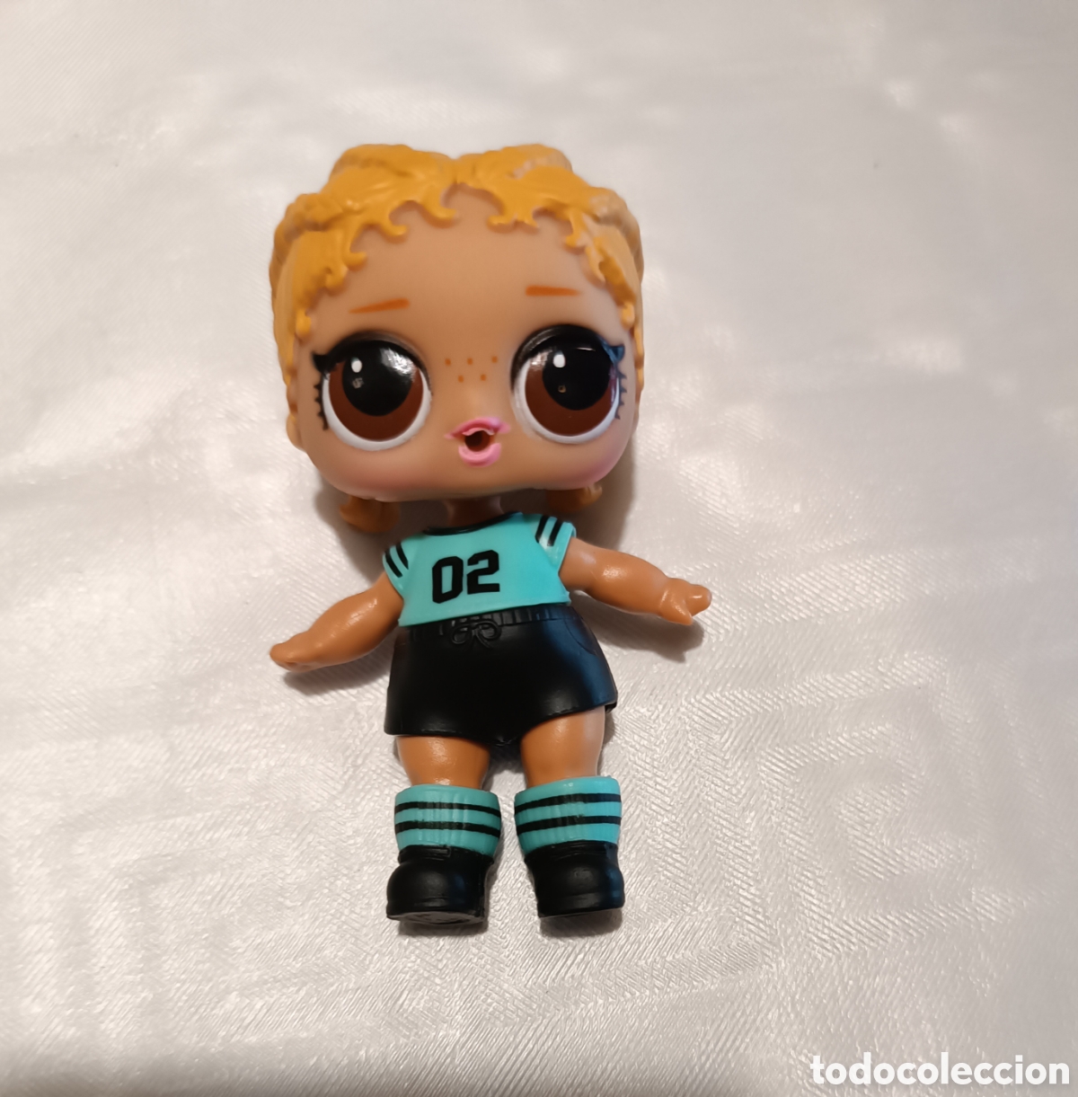 Mu&ntilde;ecas modernas: Mu&ntilde;eca mini LOL SURPRISE. - Foto 1