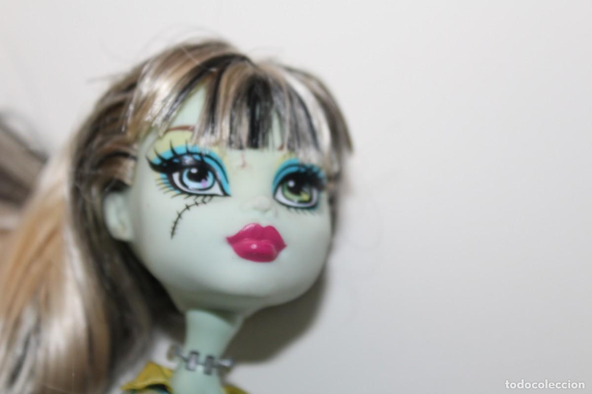 Mu&ntilde;ecas modernas: MU&Ntilde;ECA MONSTER HIGH - MATTEL 2008 - Foto 4