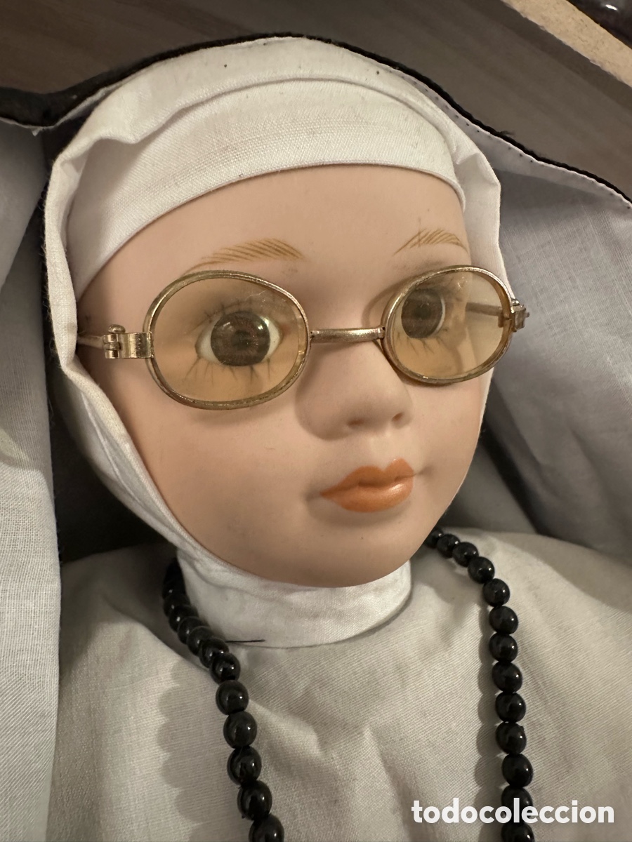 Mu&ntilde;ecas modernas: Mu&ntilde;eca Monja Vintage - Foto 3