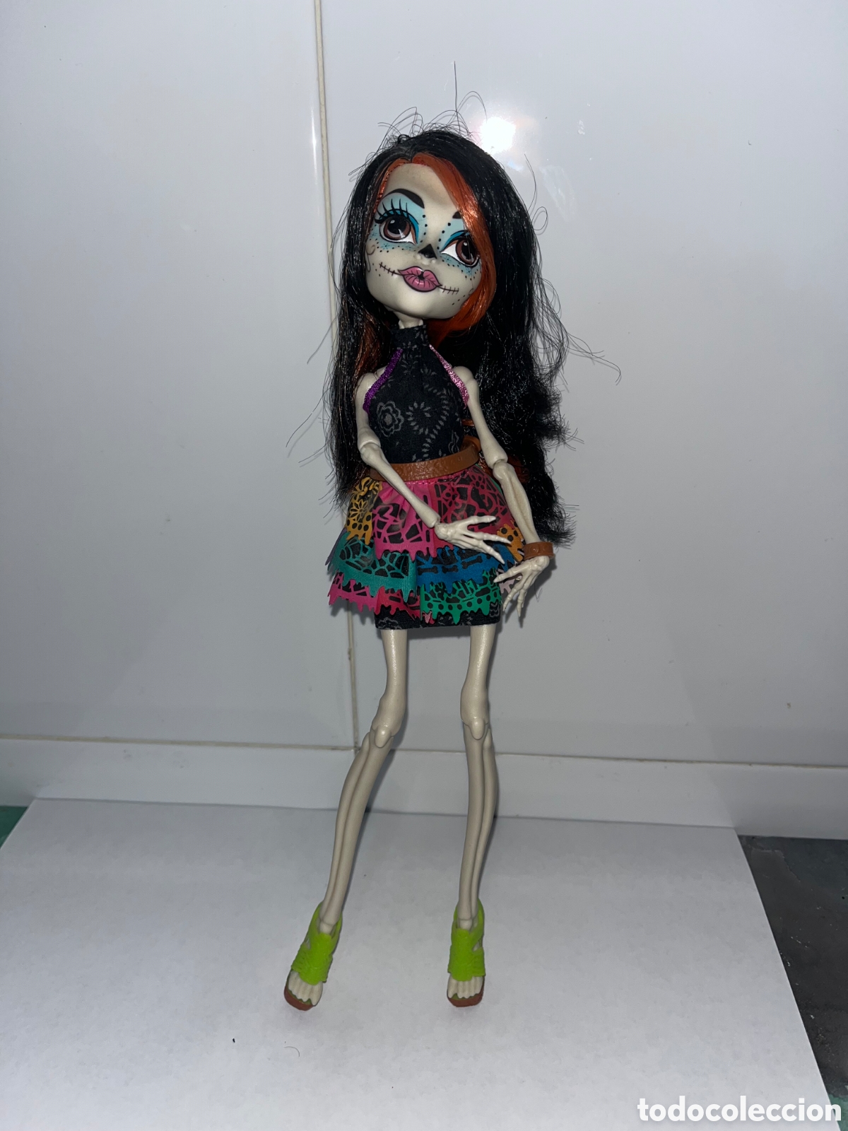 Mu&ntilde;ecas modernas: Monster hight Esquel&eacute;tica calavera - Foto 1