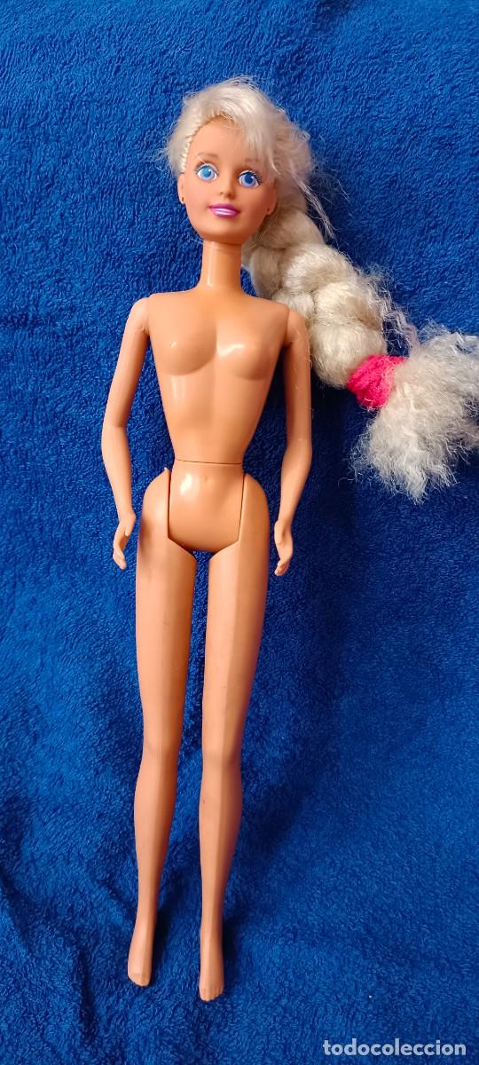 Mu&ntilde;ecas modernas: Mu&ntilde;eca de Hasbro 1994 similar Barbie - Foto 1