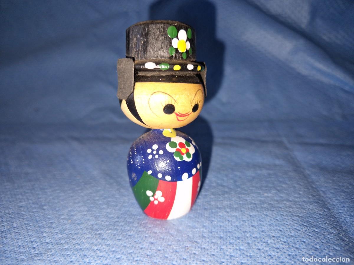 Mu&ntilde;ecas modernas: MU&Ntilde;ECA DE MADERA, KOKESHI - Foto 1