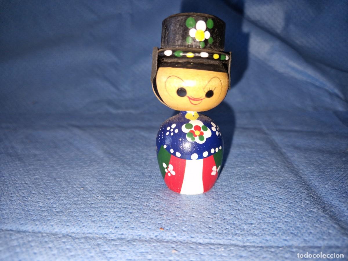 Mu&ntilde;ecas modernas: MU&Ntilde;ECA DE MADERA, KOKESHI - Foto 3