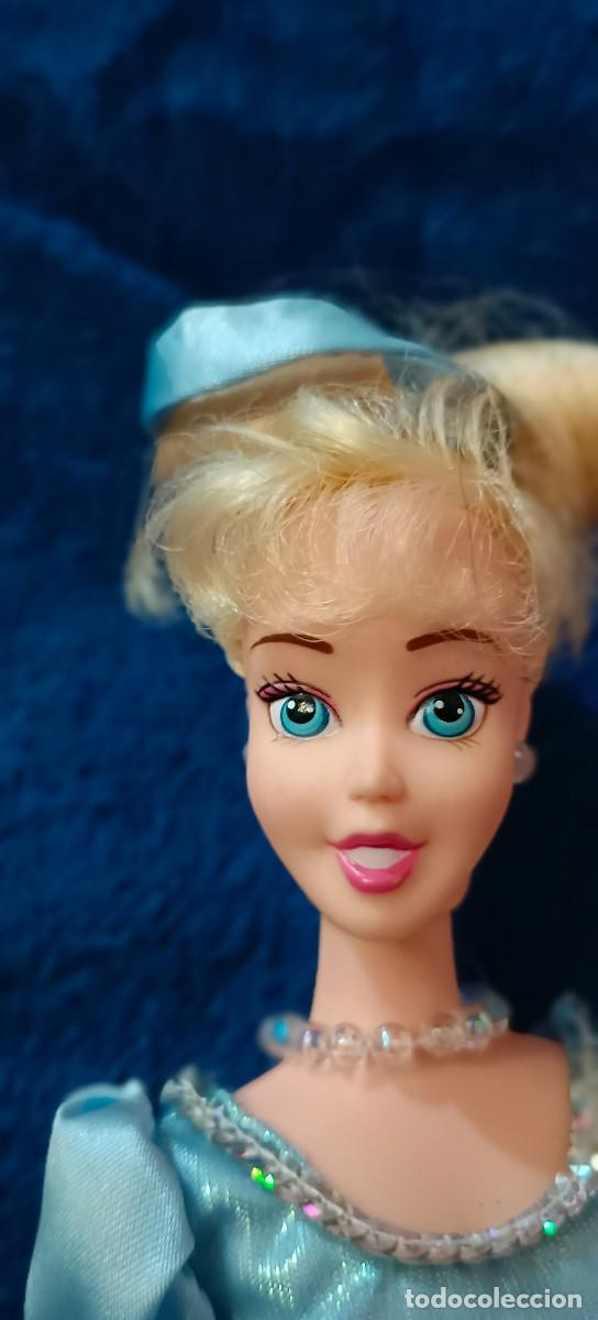 Mu&ntilde;ecas modernas: Mu&ntilde;eca Cenicienta Disney - Foto 2