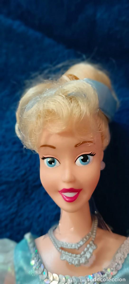 Mu&ntilde;ecas modernas: Mu&ntilde;eca Cenicienta Disney - Foto 2