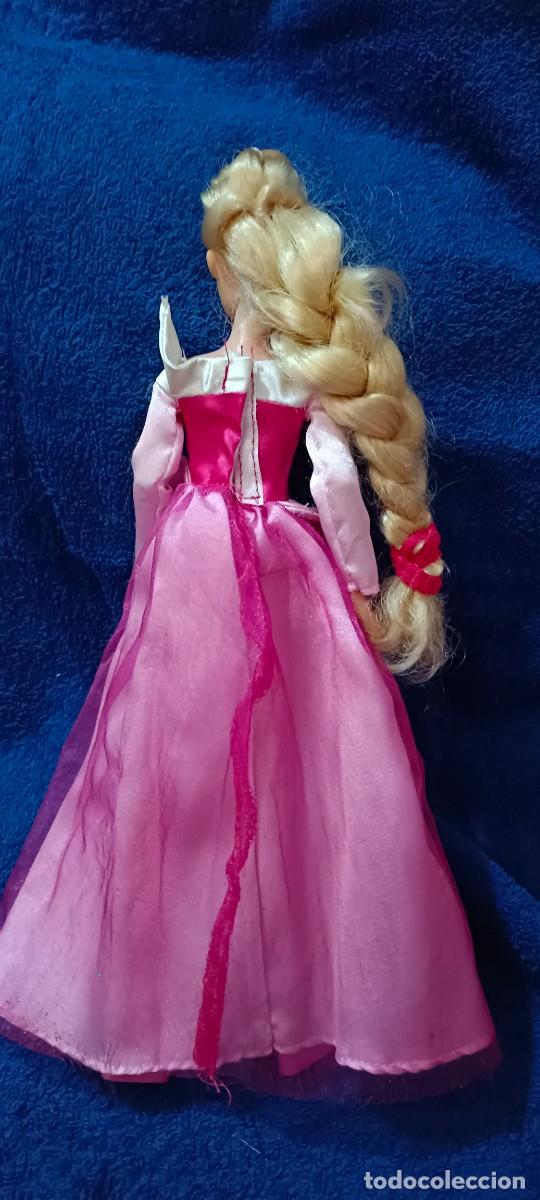 Mu&ntilde;ecas modernas: Mu&ntilde;eca Autora, Bella durmiente Disney Simba - Foto 3