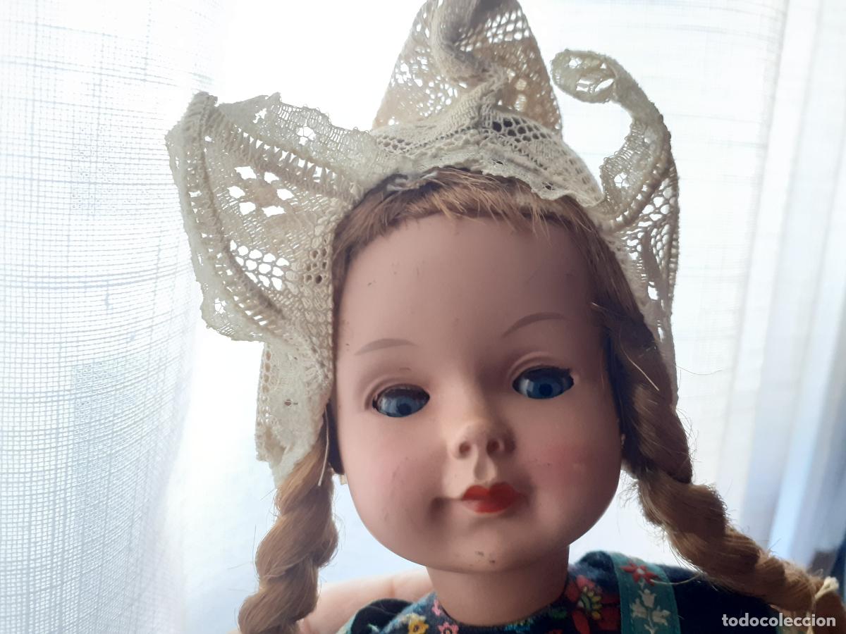 Mu&ntilde;ecas modernas: Mu&ntilde;eca de celuloide 28 cm - Foto 1
