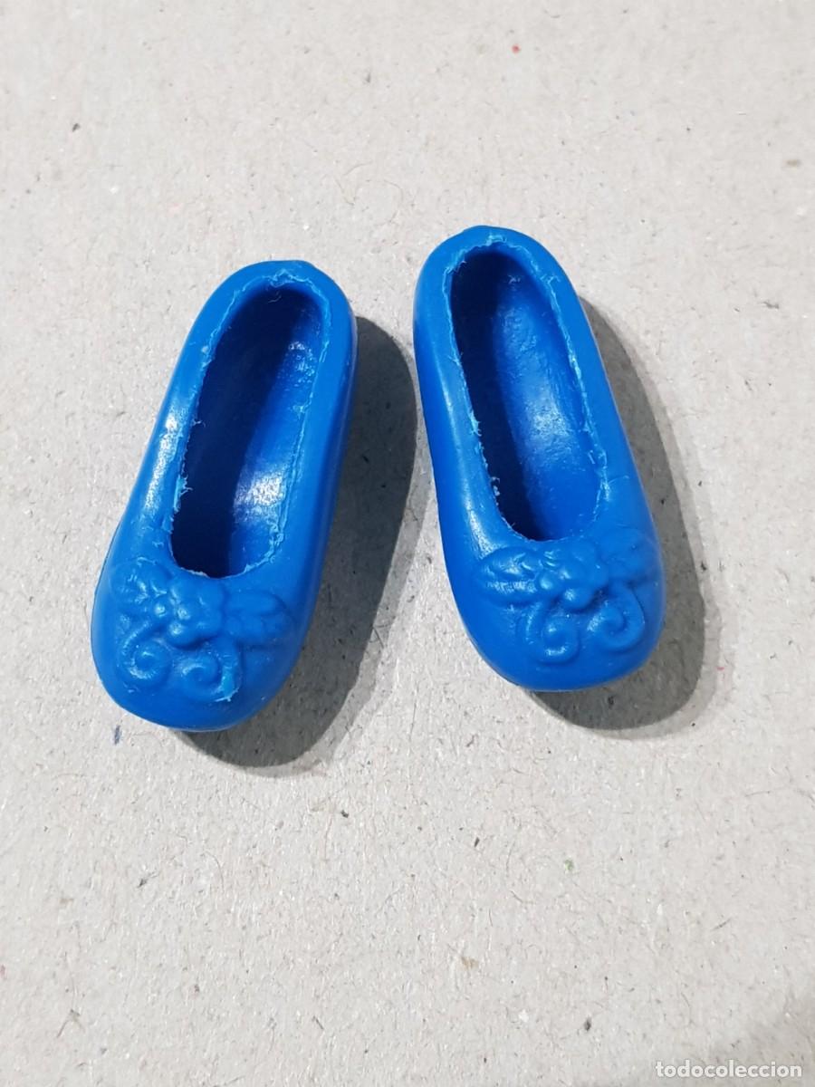 Mu&ntilde;ecas modernas: Zapatos manoletinas barbie - Foto 1