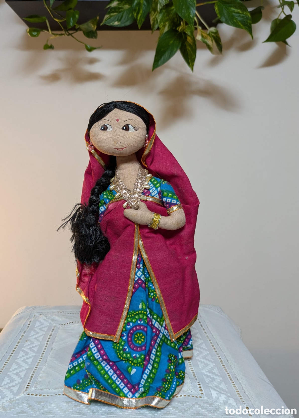 Mu&ntilde;ecas modernas: Mu&ntilde;eca &eacute;tnica de coleccionismo - Foto 1